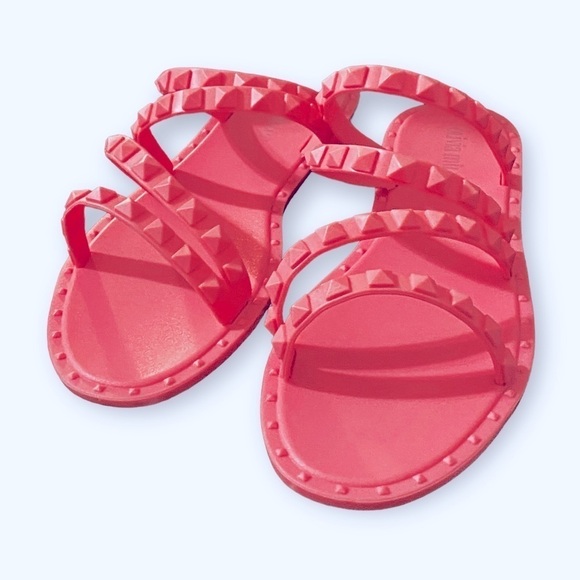 Olivia Miller Flat Studded Hot Pink Sandal Size 7 Rubber 1/2” Heel Height - Picture 5 of 8